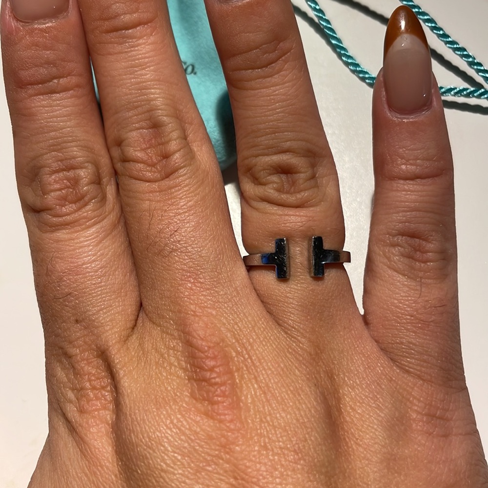 Tiffany T Square Ring - Picture 2 of 4